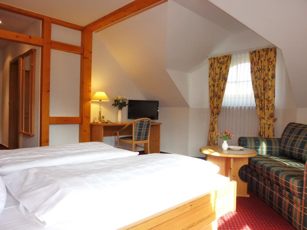 Landhaus Mueritzgarten Hotel Garni เรอเบล ห้อง รูปภาพ
